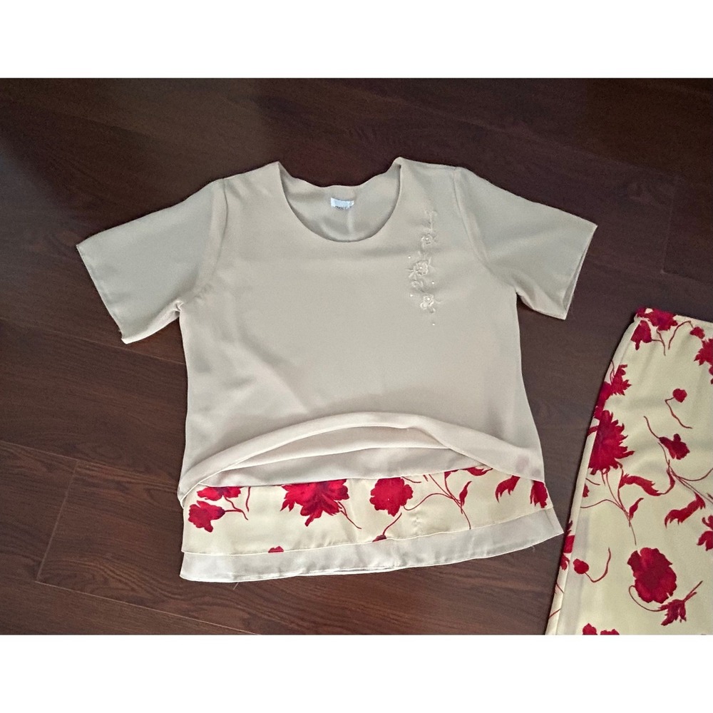 Omega Vintage 2 Piece Set Womens 2X Cream Red Floral Top and Midi Skirt USA - Picture 9 of 12